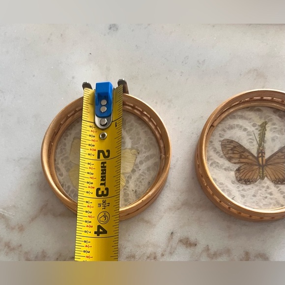 Vintage MCM Round Bamboo Serving Tray Butterfly with  Set of 2 Coasters Taiwan - Picture 7 of 8